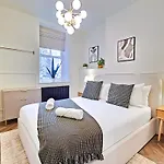Luxury 2 Bed Townhouse Apartment, Harrogate Centre