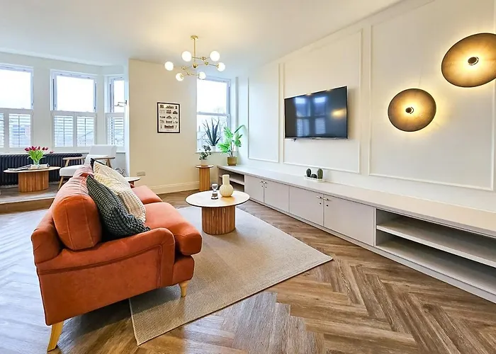 Luxury 2 Bed Townhouse Apartment, Harrogate Centre